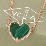 van-cleef-arpels-sweet-alhambra-heart-pendant-pink-gold-with-malachite-mother-of-pearlc4ca4238a0b923820dcc509a6f75849b