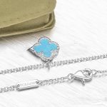 van-cleef-arpels-sweet-alhambra-pendant-white-gold-with-turquoise-mother-of-pearl-9mmd645920e395fedad7bbbed0eca3fe2e0