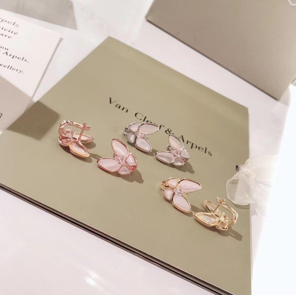 van-cleef-arpels-two-butterfly-earrings-mother-of-pearl-with-diamond-3-colora1d0c6e83f027327d8461063f4ac58a6