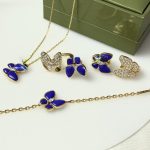 van-cleef-arpels-two-butterfly-necklace-earrings-ring-yellow-gold-with-diamonds-and-lapis-lazuli1c383cd30b7c298ab50293adfecb7b18-595×595