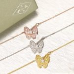 van-cleef-arpels-two-butterfly-necklace-pink-gold-stone-combination-with-pave-diamonds8e296a067a37563370ded05f5a3bf3ec