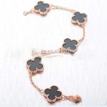 van-cleef-arpels-vintage-alhambra-bracelet-5-motifs-pink-gold-with-black-agate-mother-of-pearl8e296a067a37563370ded05f5a3bf3ec