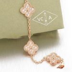 van-cleef-arpels-vintage-alhambra-bracelet-5-motifs-pink-gold-with-round-diamonds02e74f10e0327ad868d138f2b4fdd6f0