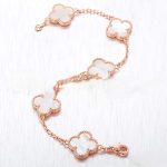 van-cleef-arpels-vintage-alhambra-bracelet-5-motifs-pink-gold-with-white-mother-of-pearl45c48cce2e2d7fbdea1afc51c7c6ad26