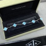 van-cleef-arpels-vintage-alhambra-bracelet-5-motifs-turquoise-and-white-gold6f4922f45568161a8cdf4ad2299f6d23-595×595