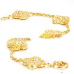 van-cleef-arpels-vintage-alhambra-bracelet-5-motifs-yellow-gold-with-round-diamondsa5771bce93e200c36f7cd9dfd0e5deaa