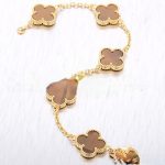 van-cleef-arpels-vintage-alhambra-bracelet-5-motifs-yellow-gold-with-tigers-eye-mother-of-pearl642e92efb79421734881b53e1e1b18b6