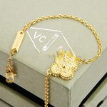 van-cleef-arpels-vintage-alhambra-bracelet-yellow-gold9bf31c7ff062936a96d3c8bd1f8f2ff3