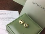 van-cleef-arpels-vintage-alhambra-earring-guilloche-yellow-golde369853df766fa44e1ed0ff613f563bd