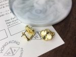 van-cleef-arpels-vintage-alhambra-earring-guilloche-yellow-golde369853df766fa44e1ed0ff613f563bd