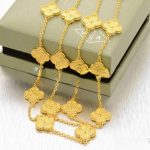 van-cleef-arpels-vintage-alhambra-long-necklace-yellow-gold-20-motifs19ca14e7ea6328a42e0eb13d585e4c22 (1)