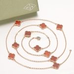 van-cleef-arpels-vintage-alhambra-necklace-pink-gold-10-motifs-with-carnelian-mother-of-pearl98f13708210194c475687be6106a3b84 (1)