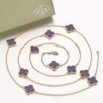 van-cleef-arpels-vintage-alhambra-necklace-pink-gold-10-motifs-with-lapis-stone-mother-of-pearl642e92efb79421734881b53e1e1b18b6 (1)