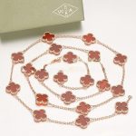 van-cleef-arpels-vintage-alhambra-necklace-pink-gold-20-motifs-with-carnelian-mother-of-pearl70efdf2ec9b086079795c442636b55fb (1)