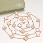 van-cleef-arpels-vintage-alhambra-necklace-pink-gold-20-motifs-with-white-mother-of-pearlc74d97b01eae257e44aa9d5bade97baf (1)