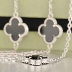 van-cleef-arpels-vintage-alhambra-necklace-white-gold-10-motifs-with-black-agate-mother-of-pearld3d9446802a44259755d38e6d163e820