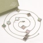 van-cleef-arpels-vintage-alhambra-necklace-white-gold-10-motifs-with-gray-mother-of-pearl182be0c5cdcd5072bb1864cdee4d3d6e