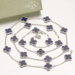 van-cleef-arpels-vintage-alhambra-necklace-white-gold-20-motifs-with-lapis-stone-mother-of-pearl34173cb38f07f89ddbebc2ac9128303f (1)