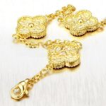 van-cleef-arpels-vintage-alhambra-necklace-yellow-gold-10-motifs6ea9ab1baa0efb9e19094440c317e21b (1)