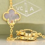 van-cleef-arpels-vintage-alhambra-necklace-yellow-gold-20-motifs-with-gray-mother-of-pearl8e296a067a37563370ded05f5a3bf3ec (1)