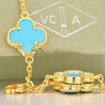 van-cleef-arpels-vintage-alhambra-necklace-yellow-gold-20-motifs-with-turquoise-mother-of-pearld9d4f495e875a2e075a1a4a6e1b9770f (1)