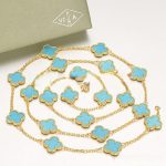 van-cleef-arpels-vintage-alhambra-necklace-yellow-gold-20-motifs-with-turquoise-mother-of-pearld9d4f495e875a2e075a1a4a6e1b9770f (1)