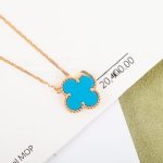 van-cleef-arpels-vintage-alhambra-pendant-rose-gold70efdf2ec9b086079795c442636b55fb-595×595