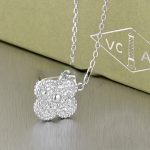 van-cleef-arpels-vintage-alhambra-pendant-white-gold-with-round-diamondsa87ff679a2f3e71d9181a67b7542122c