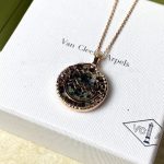 van-cleef-arpels-zodiaque-long-necklace-aquarii-aquarius-rose-gold-aventurine6c8349cc7260ae62e3b1396831a8398f (1)