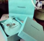 wholesale-tiffany-bow-bowknot-earrings-sterling-silver-best-gift-for-women-valentines-day-25142896-35203389d3d9446802a44259755d38e6d163e820-595×442