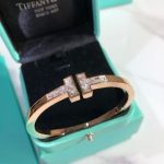 womens-most-popular-tiffany-co-tiffany-double-t-paved-diamonds-square-ringent-bracelet-sterling-silver-replicac9f0f895fb98ab9159f51fd0297e236d-595×595