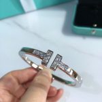 womens-most-popular-tiffany-co-tiffany-double-t-paved-diamonds-square-ringent-bracelet-sterling-silver-replicac9f0f895fb98ab9159f51fd0297e236d-595×595